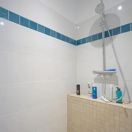 Nice Apartment Near Alesia Διαμέρισμα